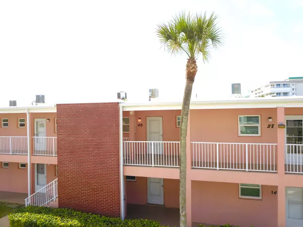 Cocoa Beach, FL 32931,3620 Ocean Beach BLVD #40