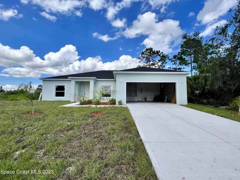 1533 Deming DR SE, Palm Bay, FL 32909