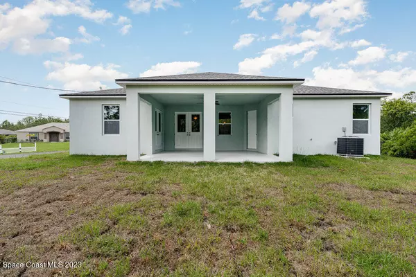 Palm Bay, FL 32909,1533 Deming DR SE