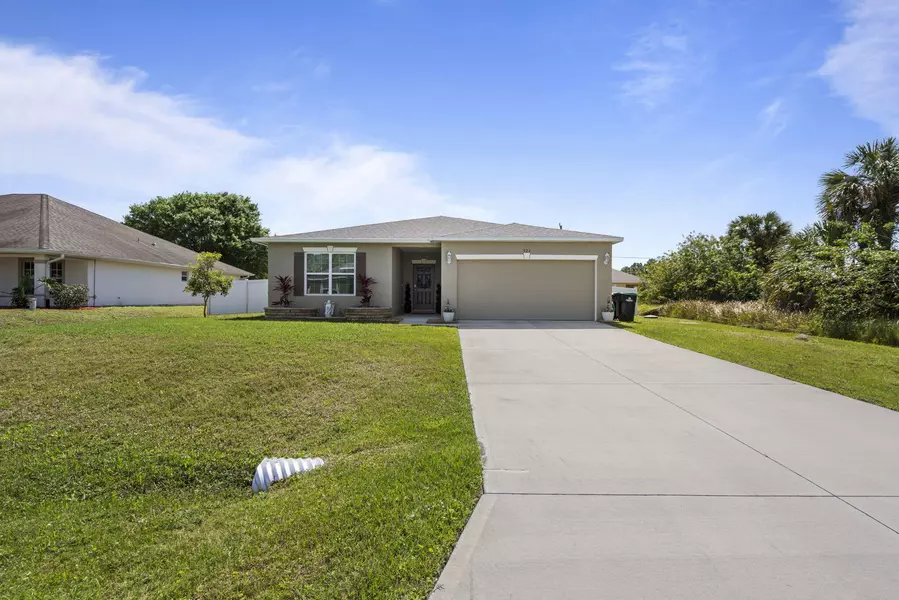 526 Gancedo ST SW, Palm Bay, FL 32908