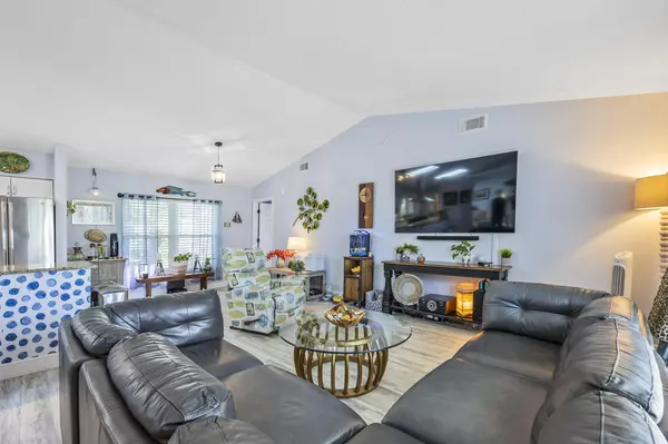 Melbourne, FL 32934,2622 Longwood BLVD