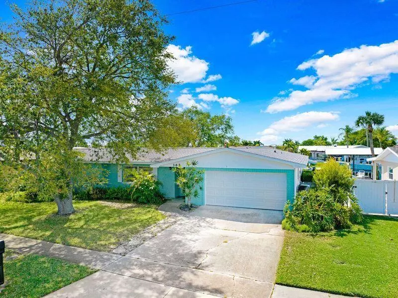 365 Ursa AVE, Merritt Island, FL 32953