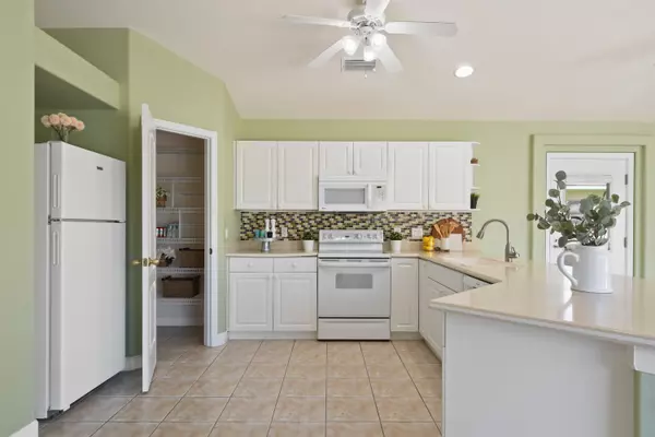 Merritt Island, FL 32953,772 Bantry CT