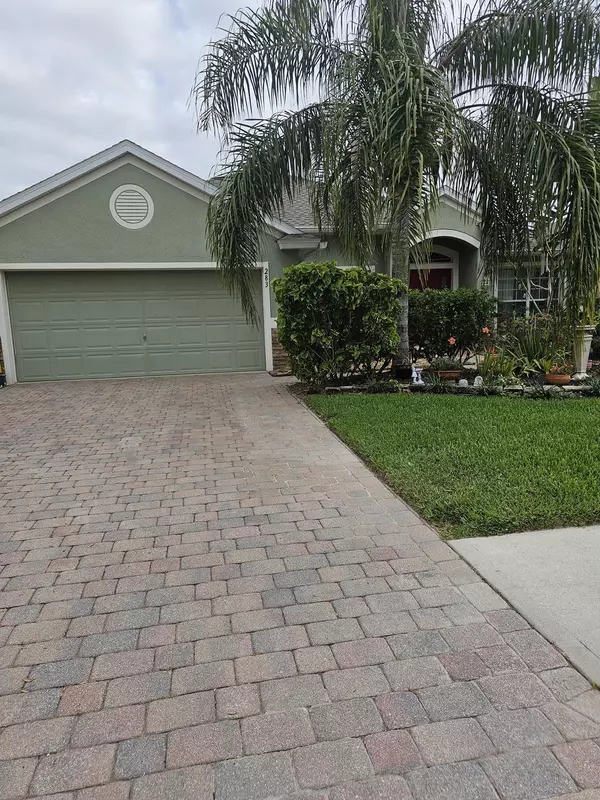 Palm Bay, FL 32909,283 Abernathy CIR SE