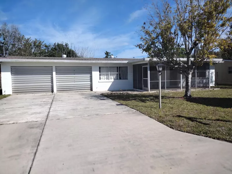 2555 3rd AVE NE, Palm Bay, FL 32905