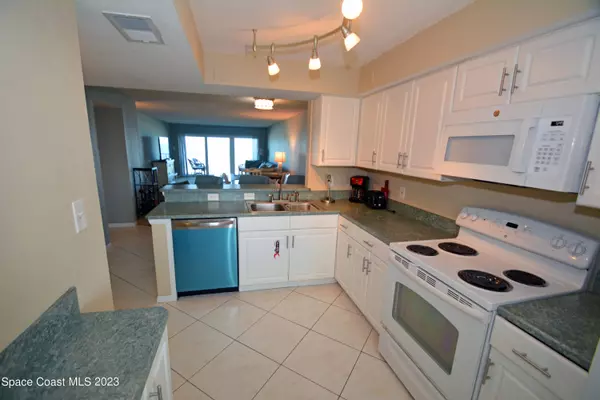 Cocoa Beach, FL 32931,1305 S Atlantic AVE #430