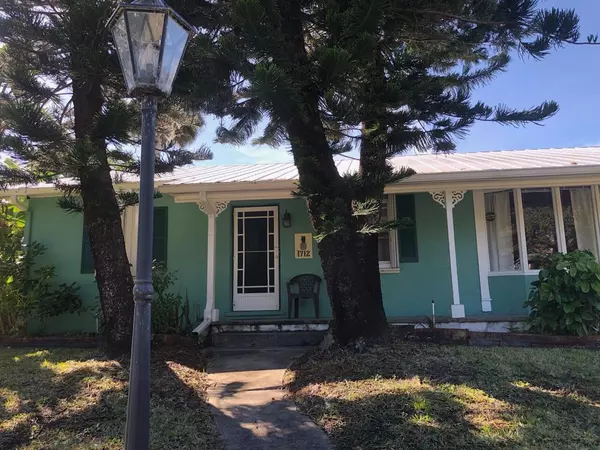 Melbourne, FL 32935,1712 Pineapple AVE