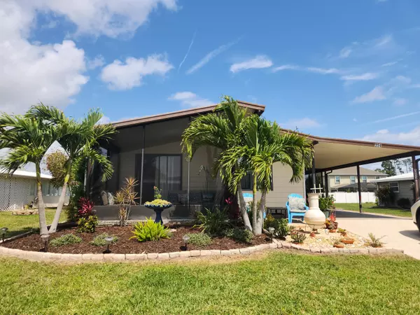 354 San Roberto DR, Titusville, FL 32780