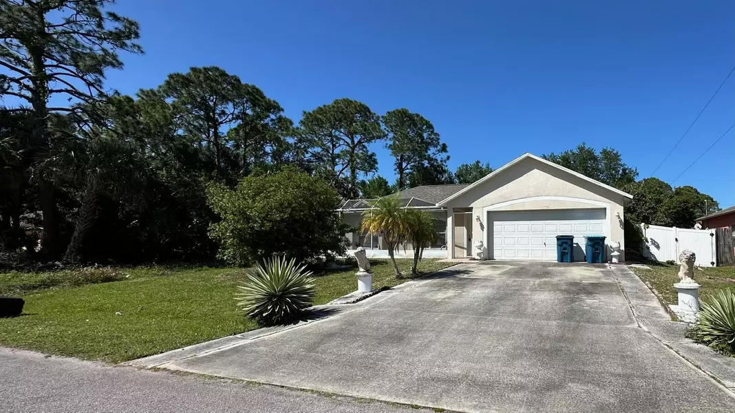 1759 Macklin ST NW, Palm Bay, FL 32907