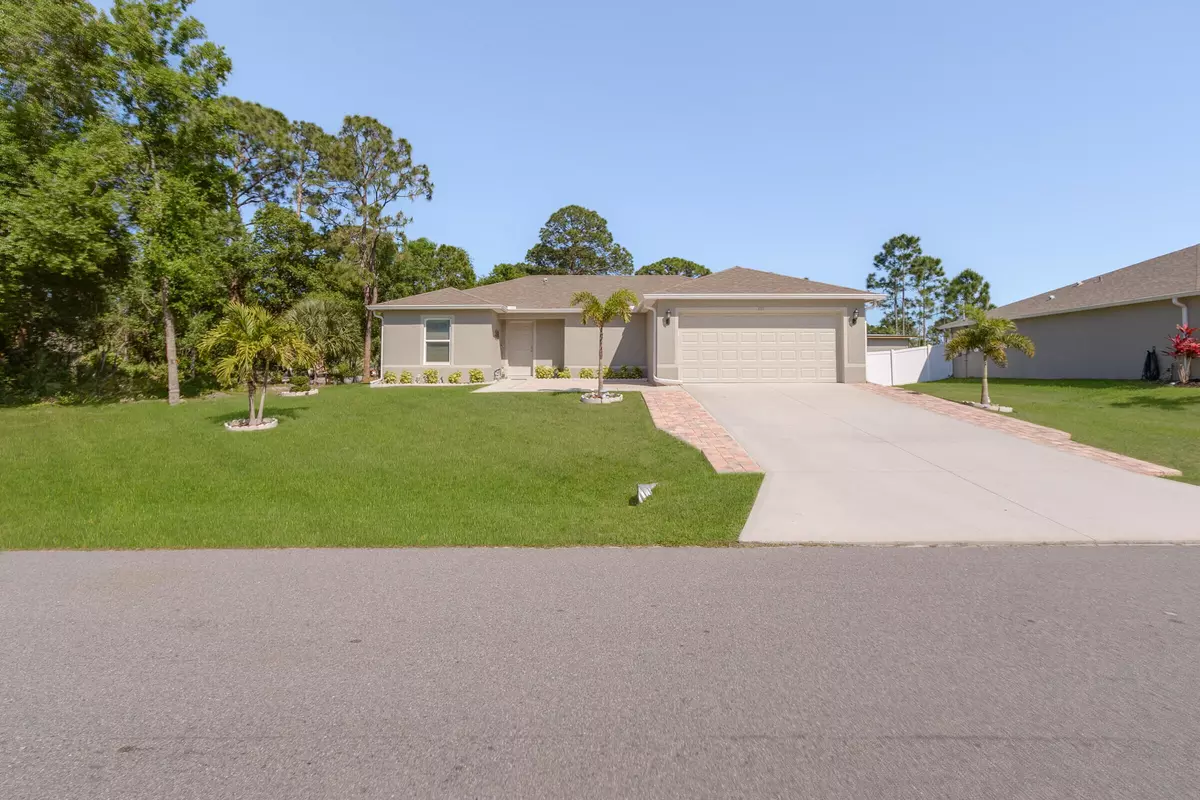 Palm Bay, FL 32909,887 Fletcher RD SE