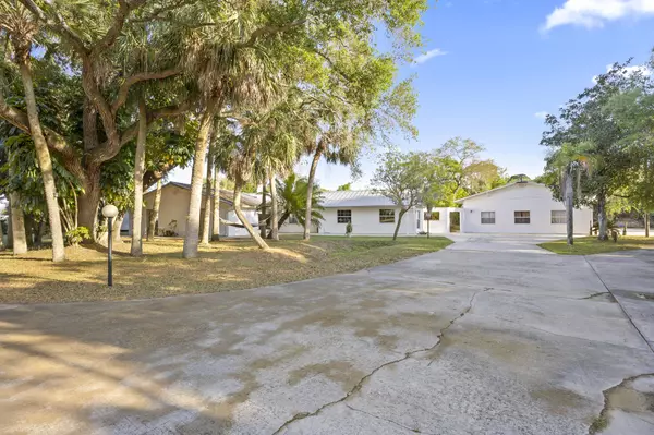 Merritt Island, FL 32953,1555 Dalbora RD