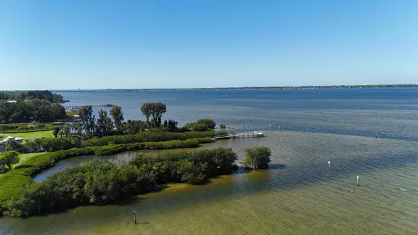 Merritt Island, FL 32953,575 River Moorings DR