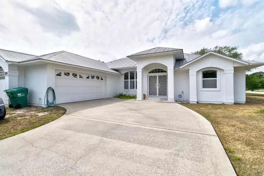 591 Melrose, Sebastian, FL 32958