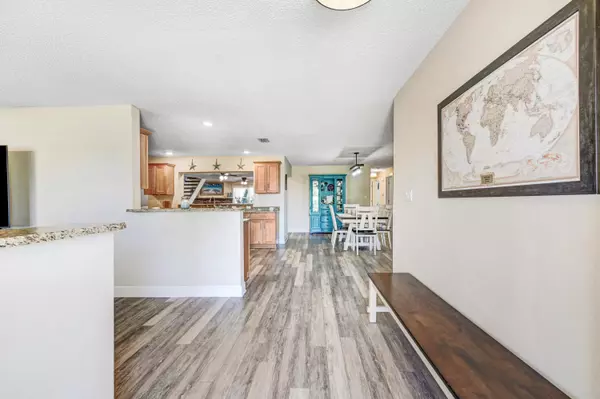 Satellite Beach, FL 32937,255 S Robert WAY