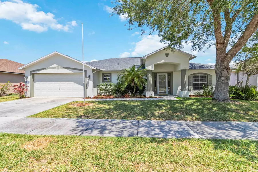 7606 Fringe PL, Cocoa, FL 32927