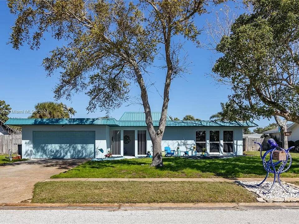 226 Sand Pine RD, Indialantic, FL 32903