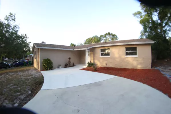 2212 Iona DR, Cocoa, FL 32926