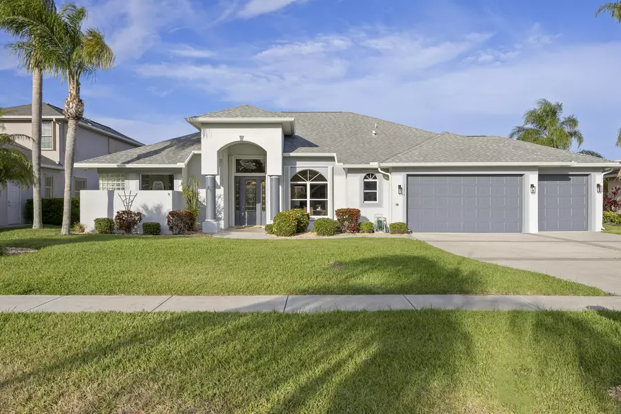 3270 Savannahs TRL, Merritt Island, FL 32953