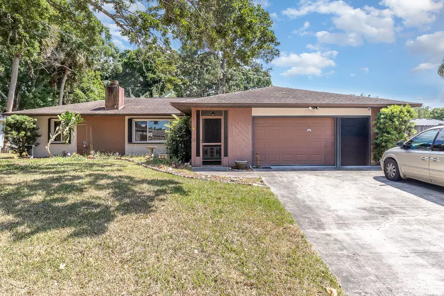 1036 Zamora ST SE, Palm Bay, FL 32909