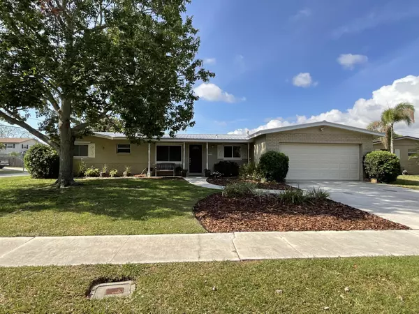 215 Eyre AVE, Merritt Island, FL 32953