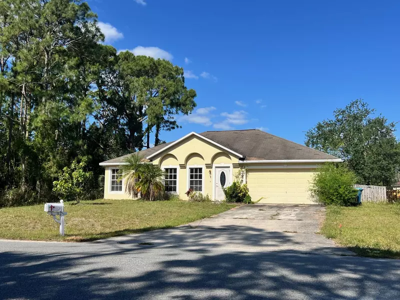 1634 Red Bud CIR NW, Palm Bay, FL 32907