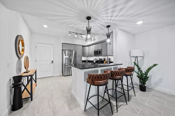Merritt Island, FL 32952,735 Pilot LN #510