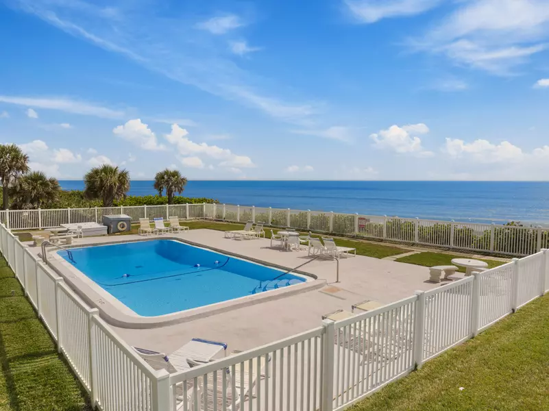 305 Highway A1a #12, Satellite Beach, FL 32937