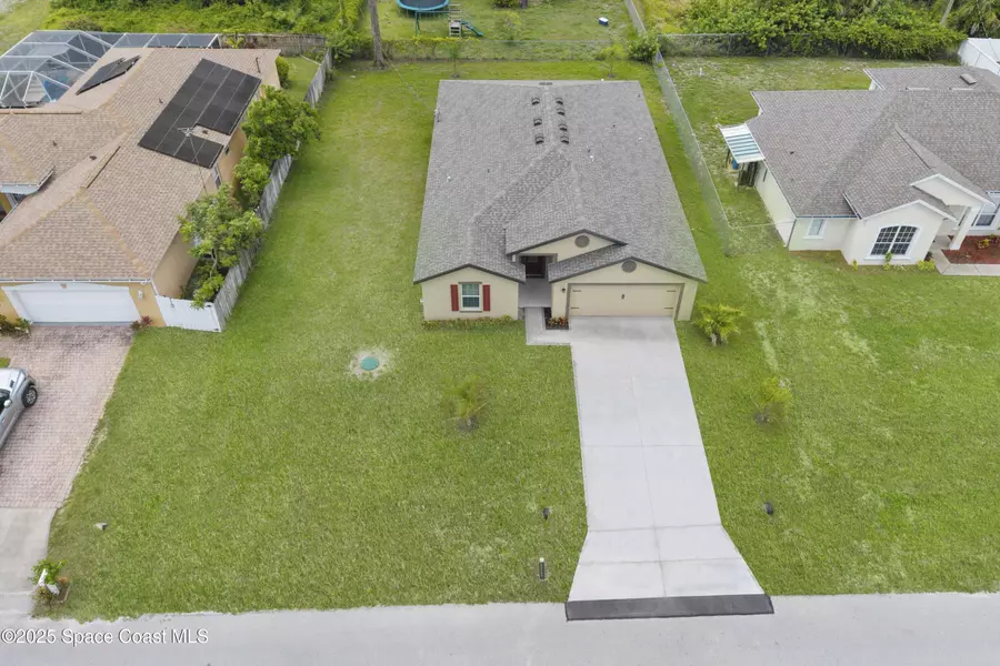 318 Hammonton ST SW, Palm Bay, FL 32908