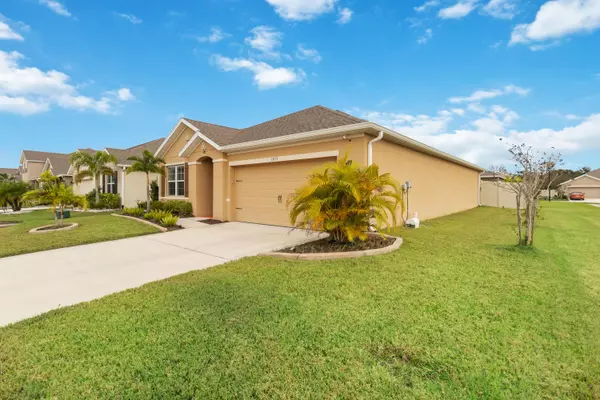 Rockledge, FL 32955,1055 Newton CIR