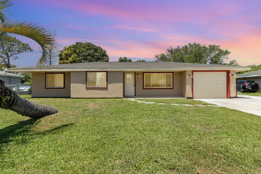 1089 Newbern ST NE, Palm Bay, FL 32905