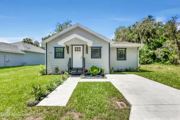 New Smyrna Beach, FL 32168,702 S Myrtle AVE