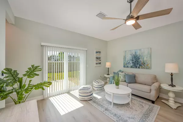 Melbourne, FL 32935,850 Paddleboard CT