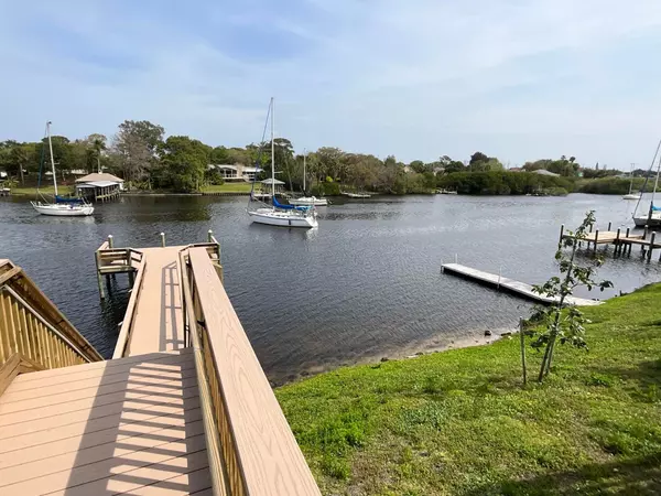 Melbourne, FL 32935,850 Paddleboard CT