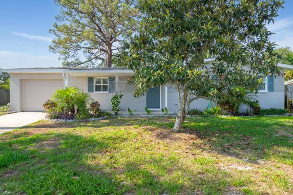 1083 Basque DR, Rockledge, FL 32955