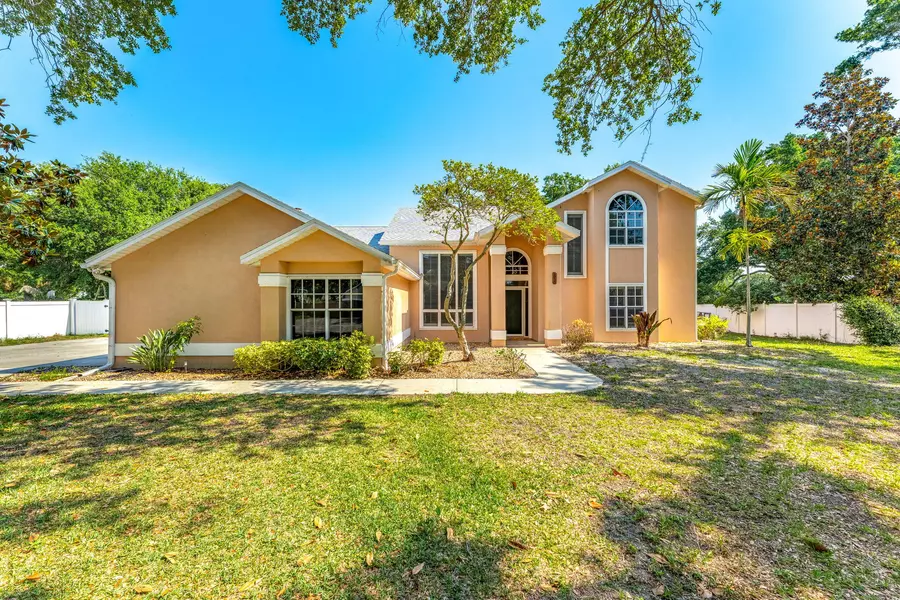 1030 Old Parsonage DR, Merritt Island, FL 32952