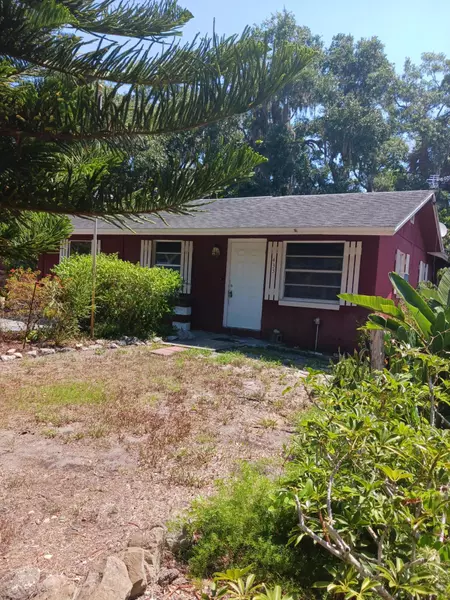 433 Perdita ST, Edgewater, FL 32132
