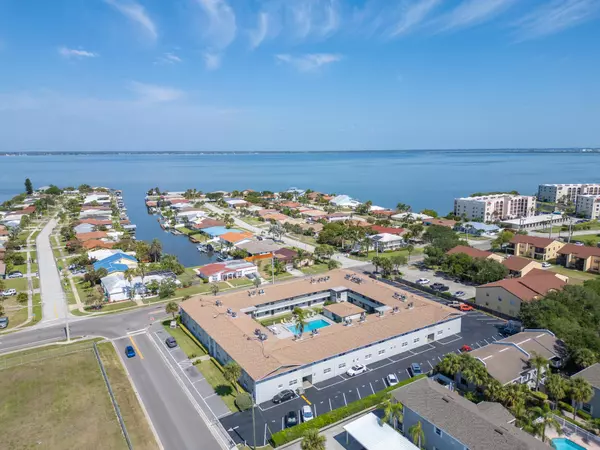 5600 N Banana River BLVD #3,  Cocoa Beach,  FL 32931