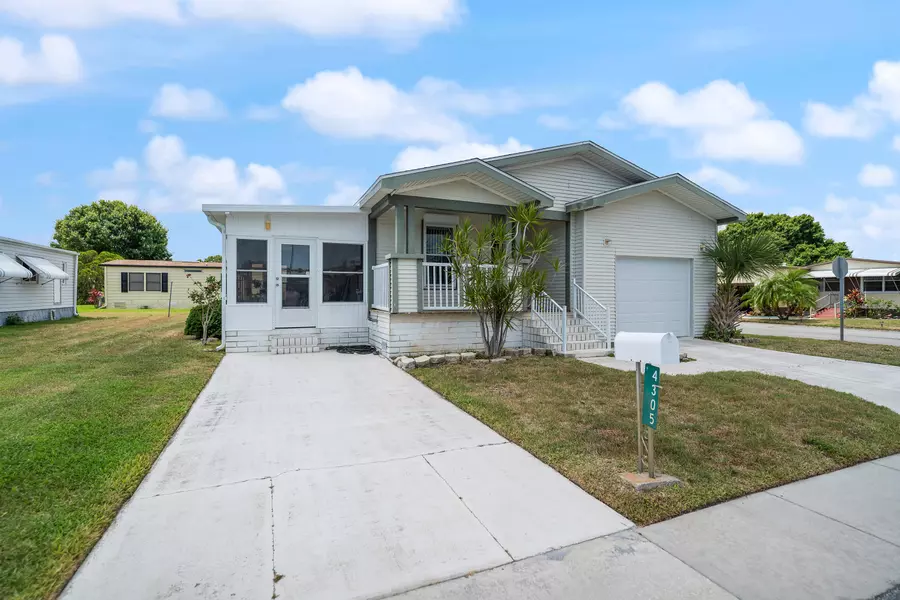 4305 Gail BLVD, Melbourne, FL 32904