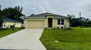 498 Garbelmann ST SW, Palm Bay, FL 32908