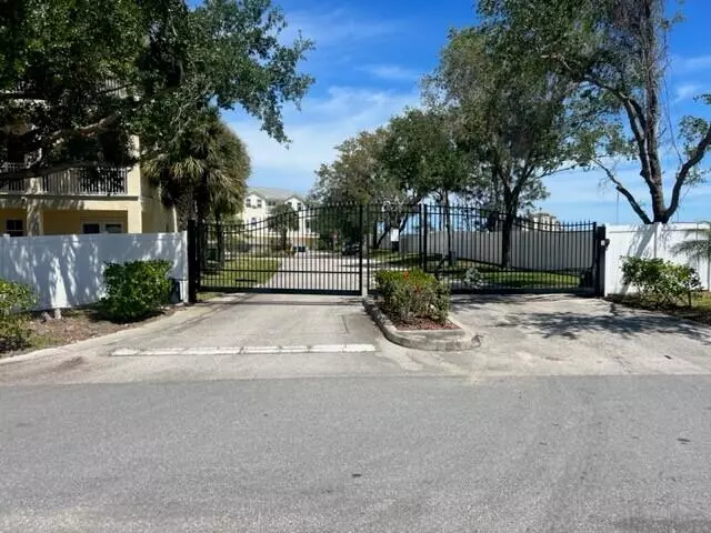 870 NE Vignoles AVE NE #3, Palm Bay, FL 32905