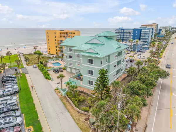 New Smyrna Beach, FL 32169,423 S Atlantic AVE #301