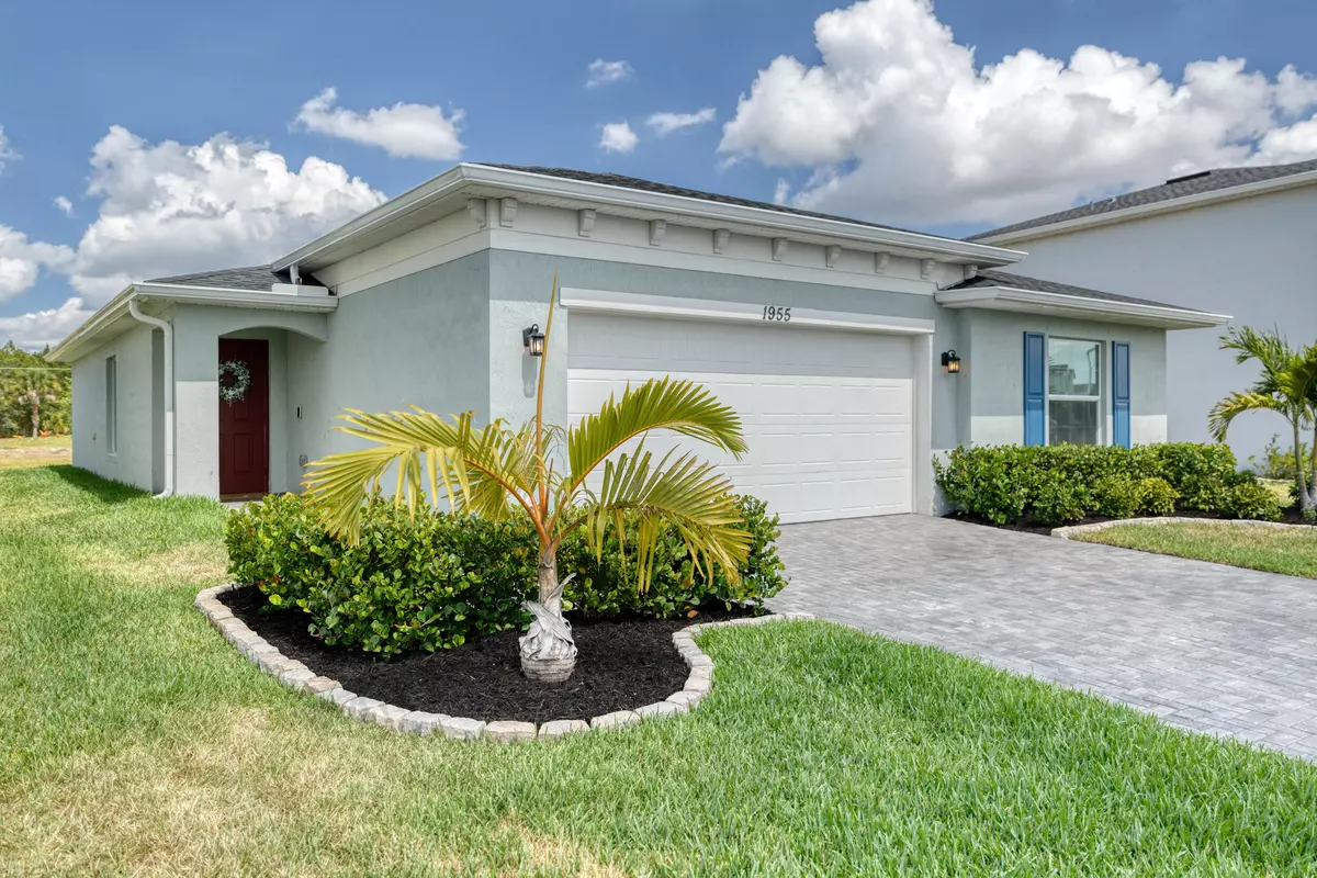 Palm Bay, FL 32908,1955 Diablo CIR SW