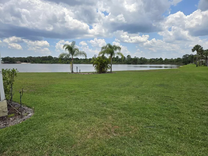 337 Meridian Run DR #294, Cocoa, FL 32926