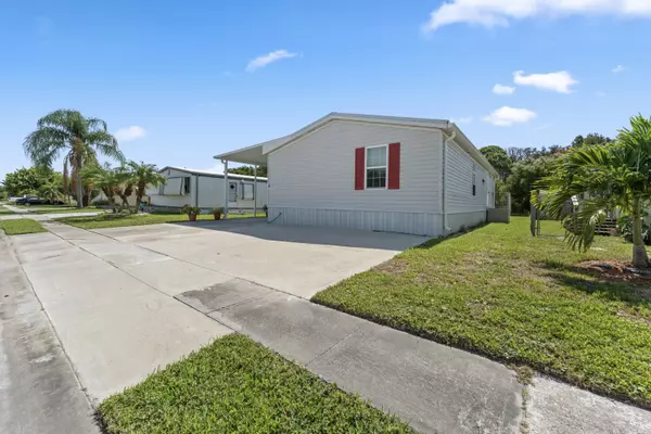 Palm Bay, FL 32905,1819 Seagrape ST NE