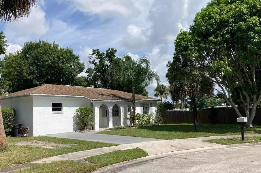 565 21st AVE, Vero Beach, FL 32962