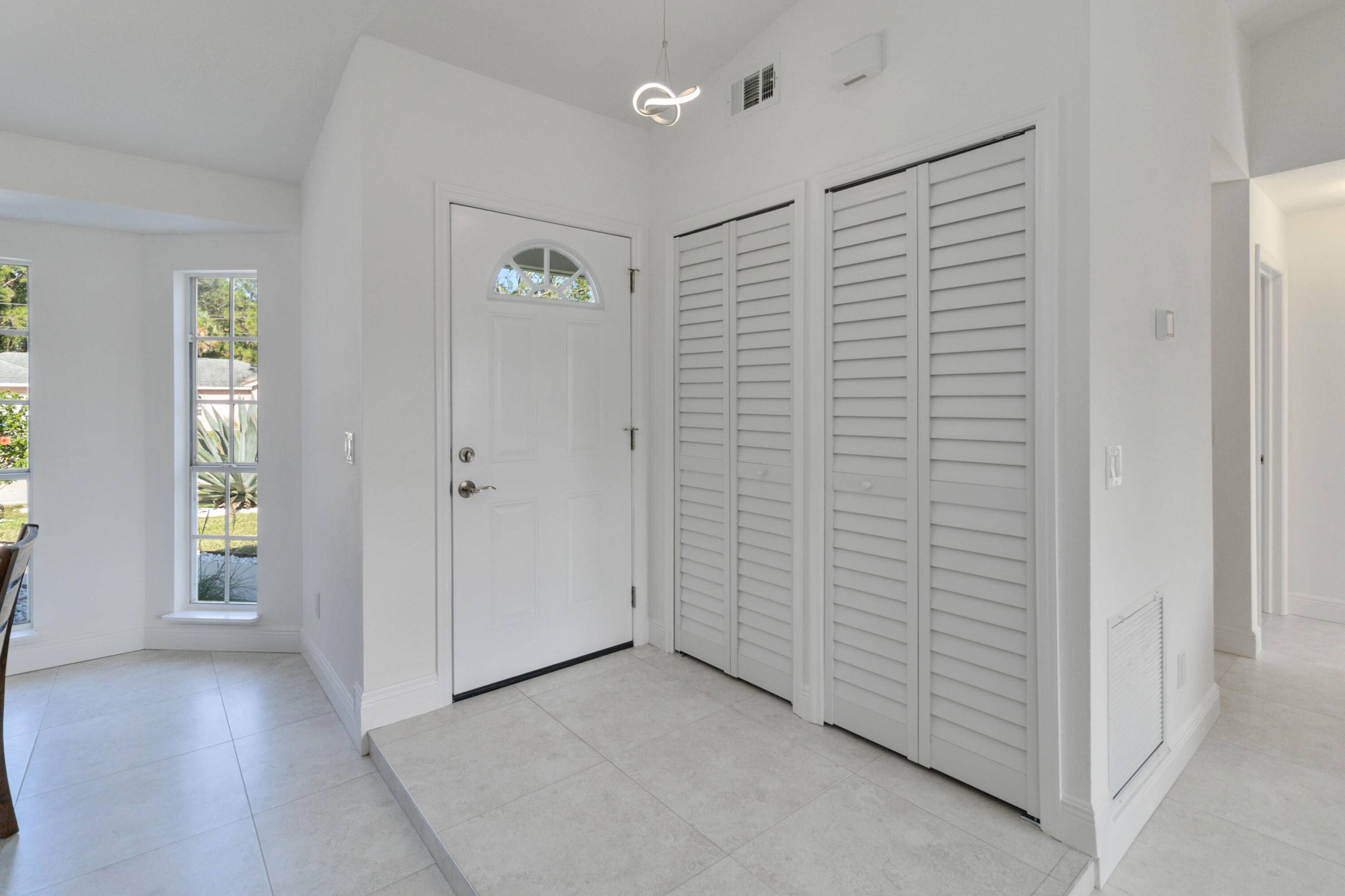 Palm Bay, FL 32907,1054 Glendale AVE NW