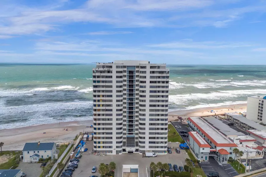 1420 N Atlantic #302, Daytona Beach, FL 32118