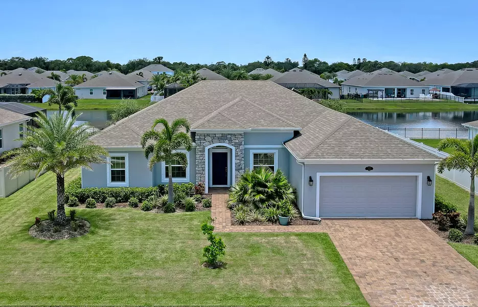 5175 Hebron DR, Merritt Island, FL 32953