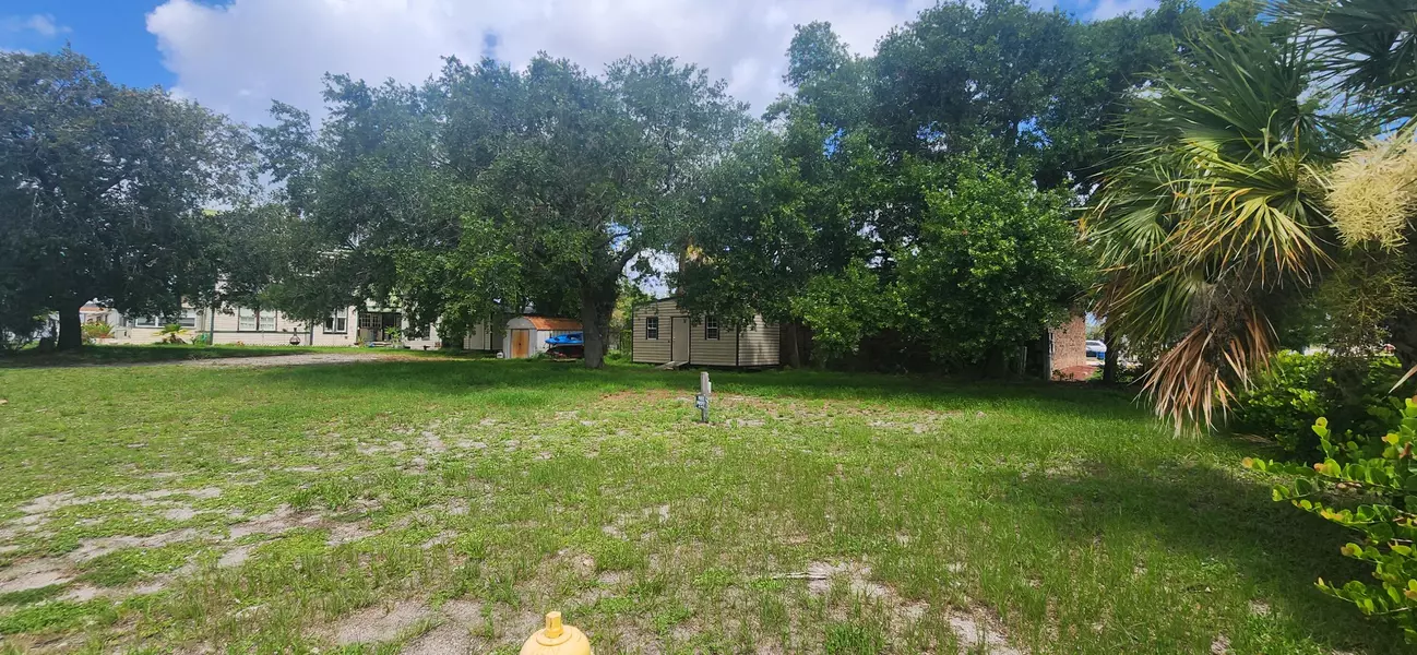 300 Orange ST, Titusville, FL 32796