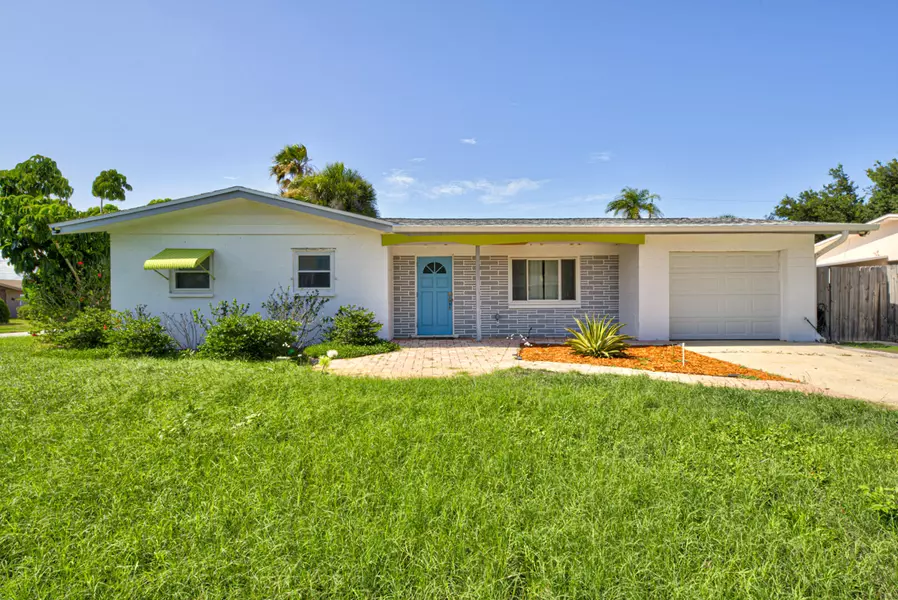 282 Fay DR, Indialantic, FL 32903